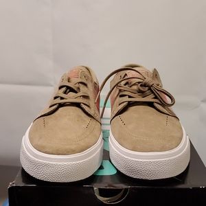 Nike SB Zoom Janoski HT